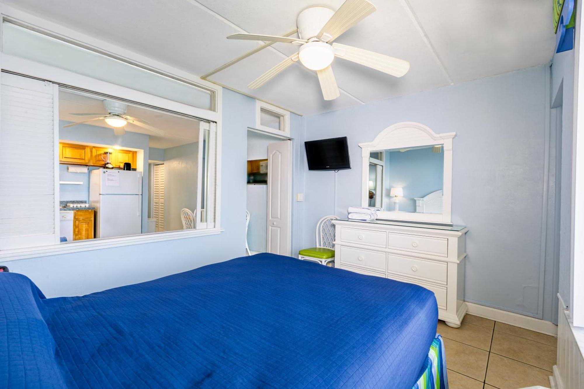 Fantasy Island Resort, Daytona Beach Shores Room photo