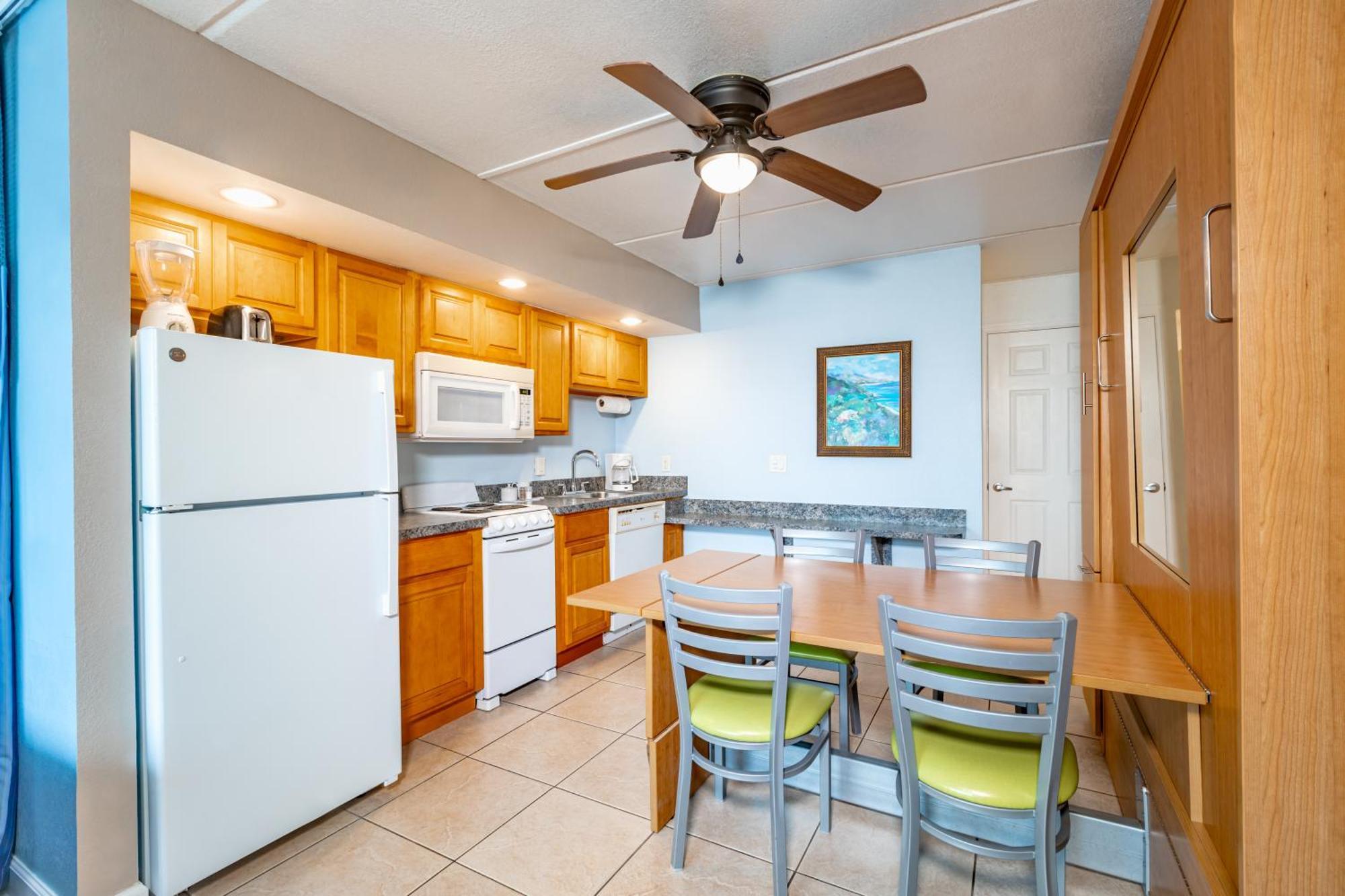Fantasy Island Resort, Daytona Beach Shores Room photo